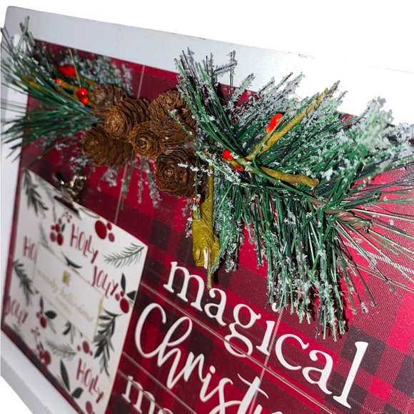 PHOTO CLIP WALL TABLE DECOR “Magical Christmas Memories” by Wendy Bellissimo - Picture 5 of 8